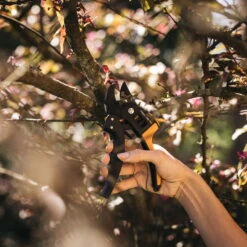 Fiskars Gartenschere 'Amboss' -Naturgrün Verkaufsgeschäft 0920300457 FISKARS Gartenschere Amboss PowerStep 4 106738