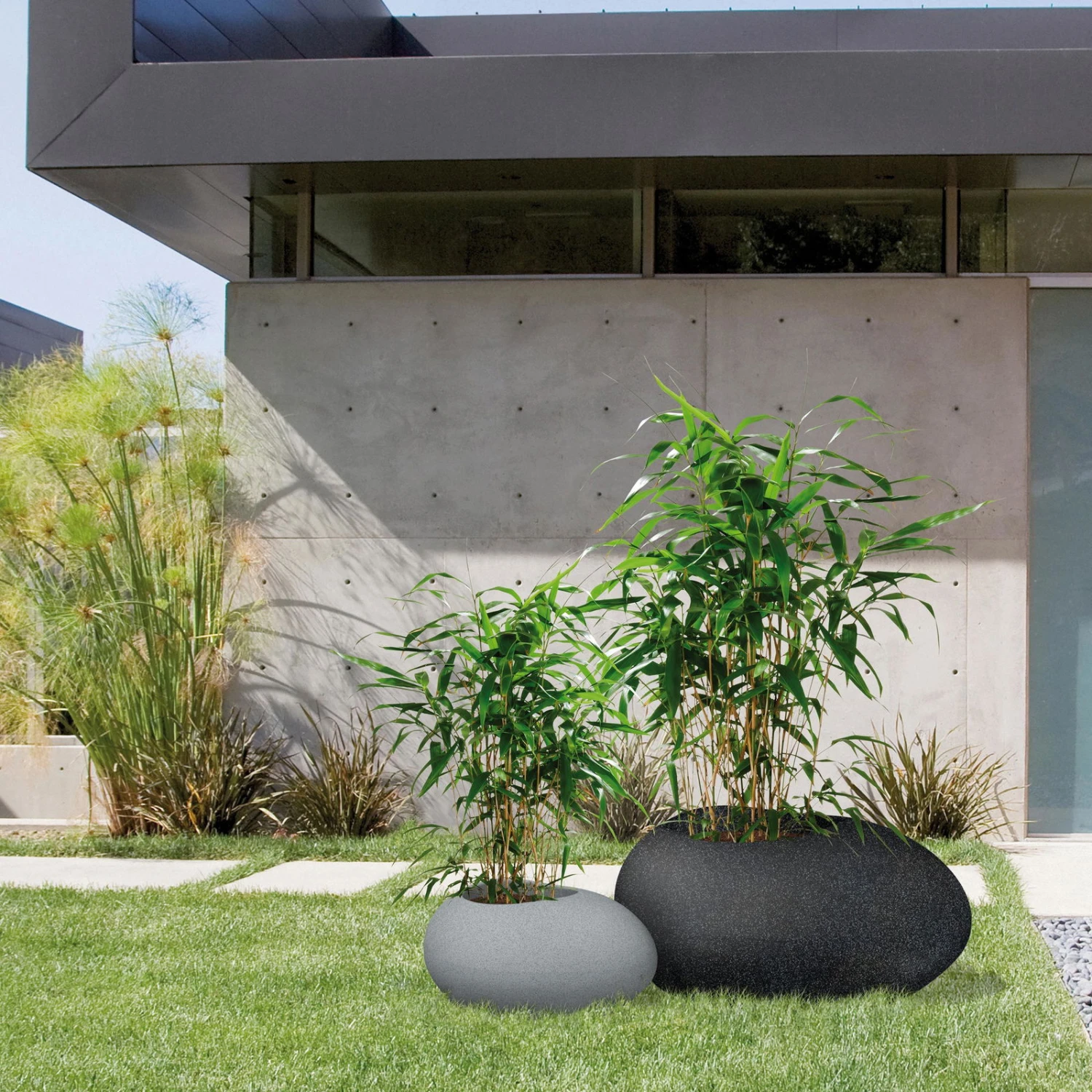 Pflanzstein Flow, Stony Black, L 48 X B 38 X H 23 Cm 3 Pflanzstein Flow, Stony Black, L 48 X B 38 X H 23 Cm – Bild 3