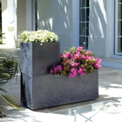 Pflanztrog 'Volcania Dado', Anthrazit, L 39,5 X B 39,5 X H 43,5 Cm -Naturgrün Verkaufsgeschäft 3230101084 Pflanztrog Volcania Dado anthrazit 39x39xH43cm 31Ltr2 75429