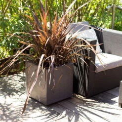 Pflanztrog 'Volcania Dado', Anthrazit, L 39,5 X B 39,5 X H 43,5 Cm -Naturgrün Verkaufsgeschäft 3230101084 Pflanztrog Volcania Dado anthrazit 39x39xH43cm 31Ltr7 75427