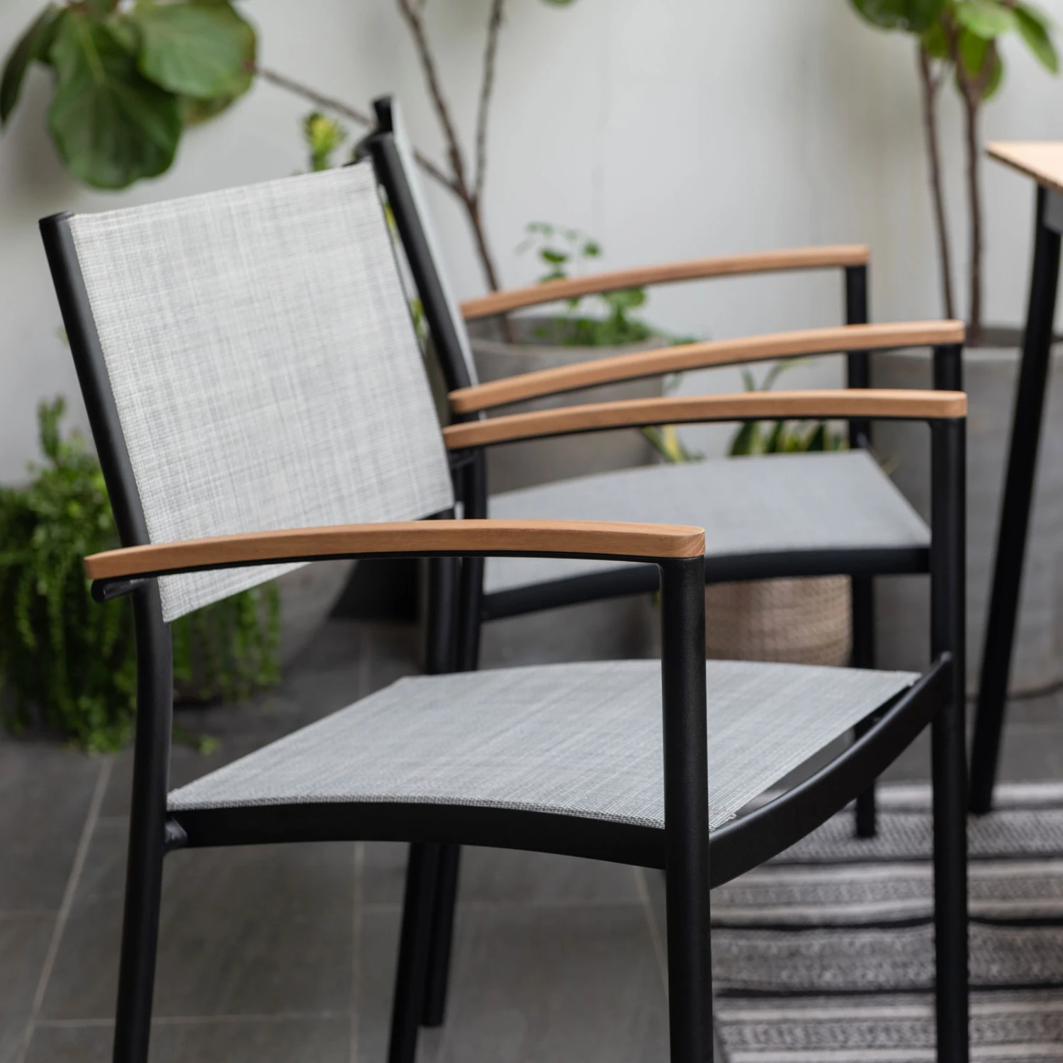 Stapelsessel 'Vera', Mattschwarz/birkengrau, Ca. 83 X 55 X 55 Cm 3 Stapelsessel 'Vera', Mattschwarz/birkengrau, Ca. 83 X 55 X 55 Cm – Bild 3