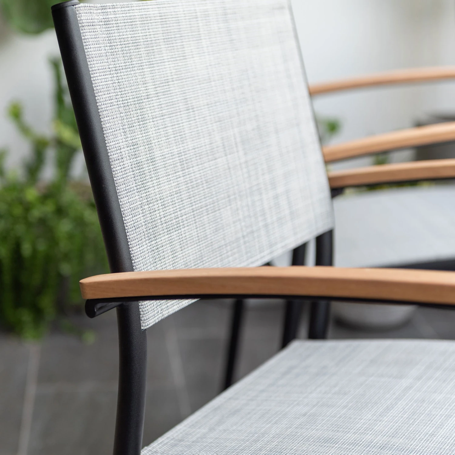 Stapelsessel 'Vera', Mattschwarz/birkengrau, Ca. 83 X 55 X 55 Cm 2 Stapelsessel 'Vera', Mattschwarz/birkengrau, Ca. 83 X 55 X 55 Cm – Bild 2