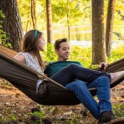 LA SIESTA Doppel-Reisenhängematte Colibri 3.0, Canyon, Bis 180 Kg, Reißfest, Leicht 18 LA SIESTA Doppel-Reisenhängematte Colibri 3.0, Canyon, Bis 180 Kg, Reißfest, Leicht -Naturgrün Verkaufsgeschäft 3940200287 Doppel Reisehaengematte Colibri 3 0 Canyon Nylon Stoff 9 61160